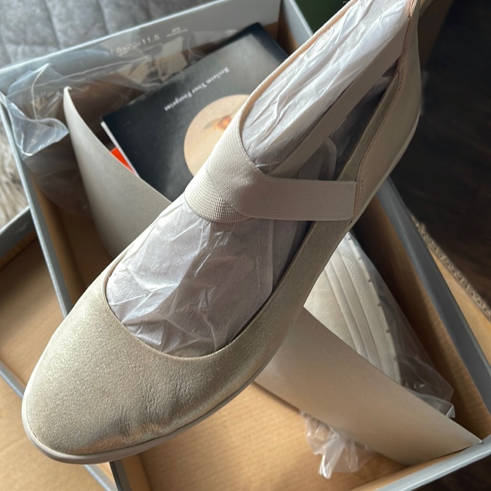 Vionic shoes